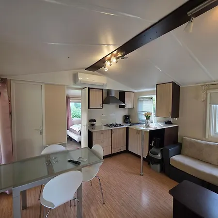 Sejour Normandie - Mobilhome Confort 3ch-6p Avec Tv-clim Dans L'eure * Ivry-la-Bataille